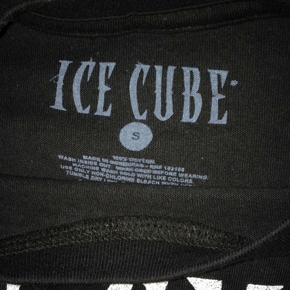 Shirt - Picture 3 of 4